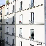Beautiful Studio For Couple With Courtyard